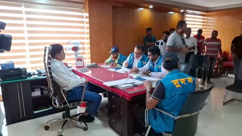 জেলা পরিষদে অনিয়ম তদন্তে কুষ্টিয়ায় দুদকের হানা