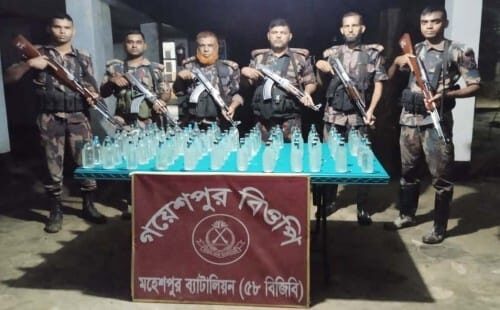 মহেশপুরে সীমান্তে বিজিবির অভিযানে মাদক উদ্ধার